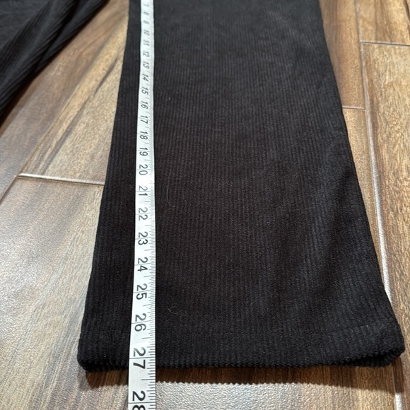 NWT HALARA Black Loose Fit Corduroy Pants with Pleats S - Picture 9 of 15